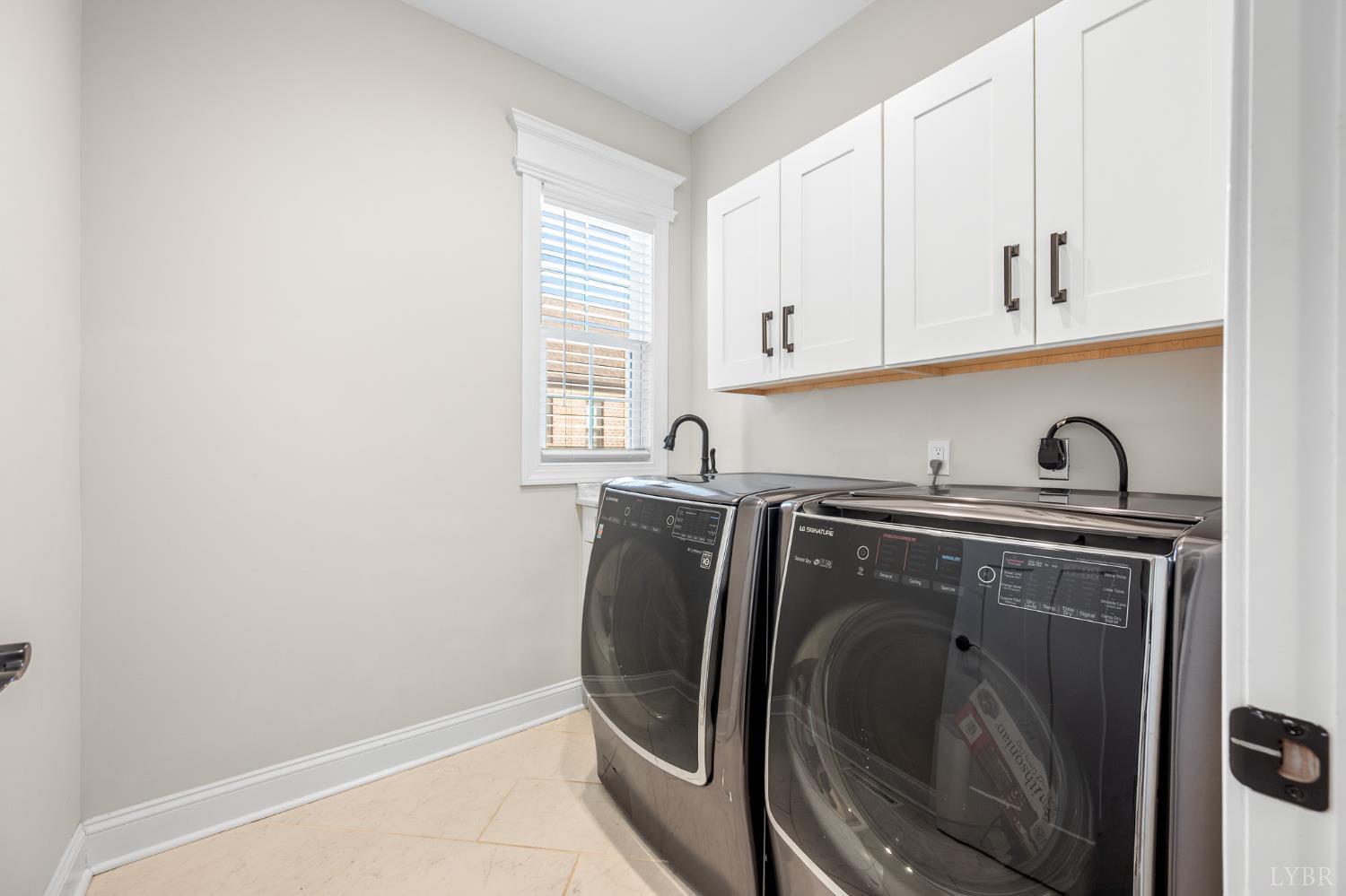 1698 Lake Manor Drive