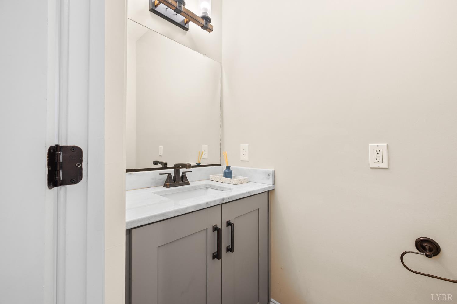 1698 Lake Manor Drive