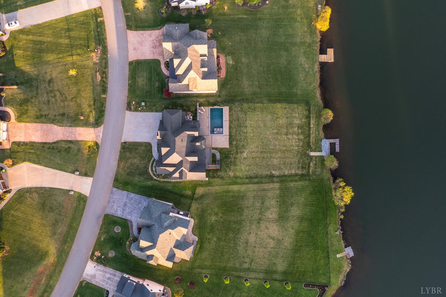 1698 Lake Manor Drive