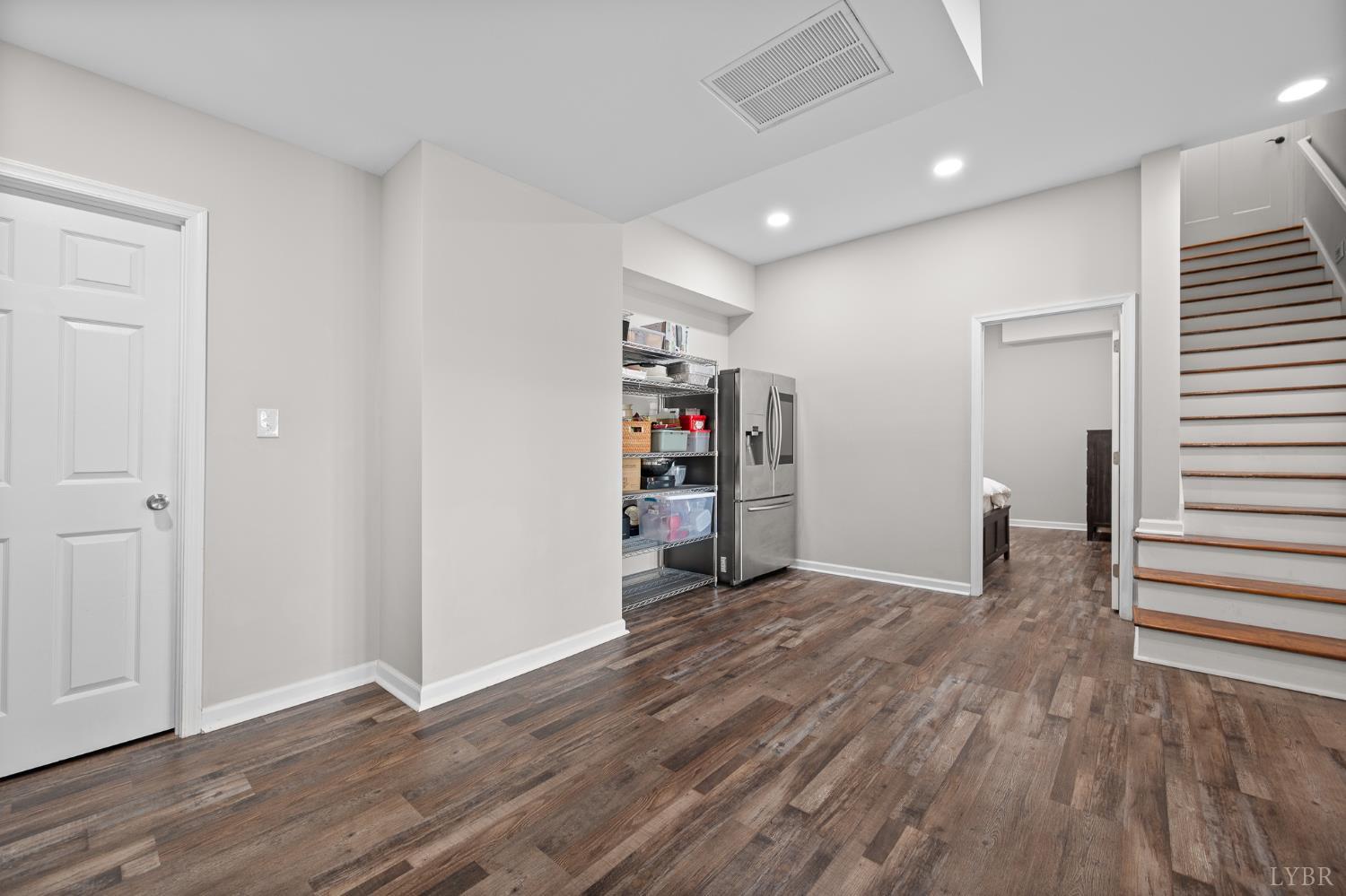 1698 Lake Manor Drive