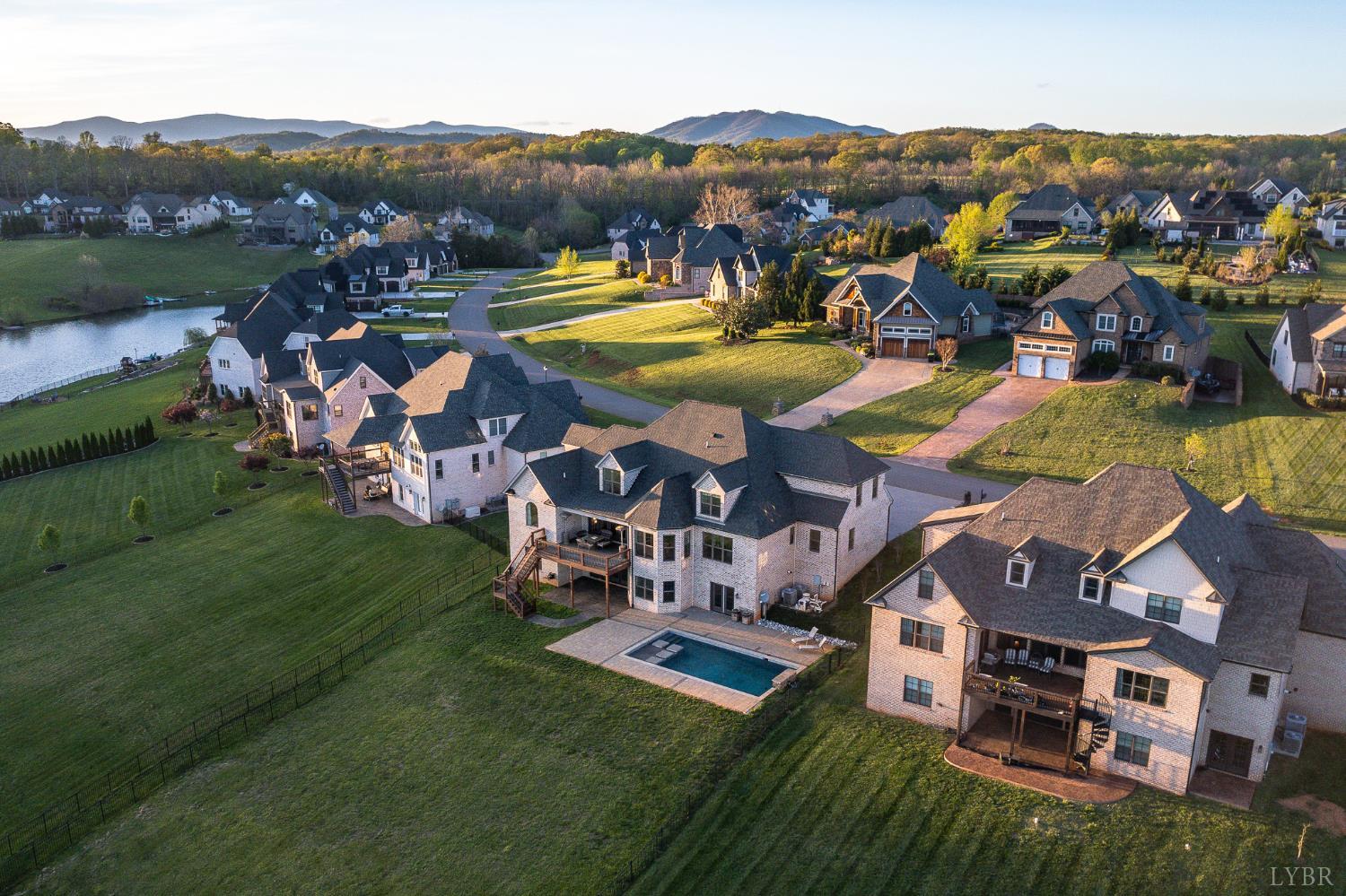 1698 Lake Manor Drive