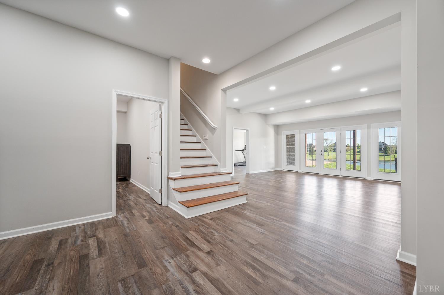 1698 Lake Manor Drive