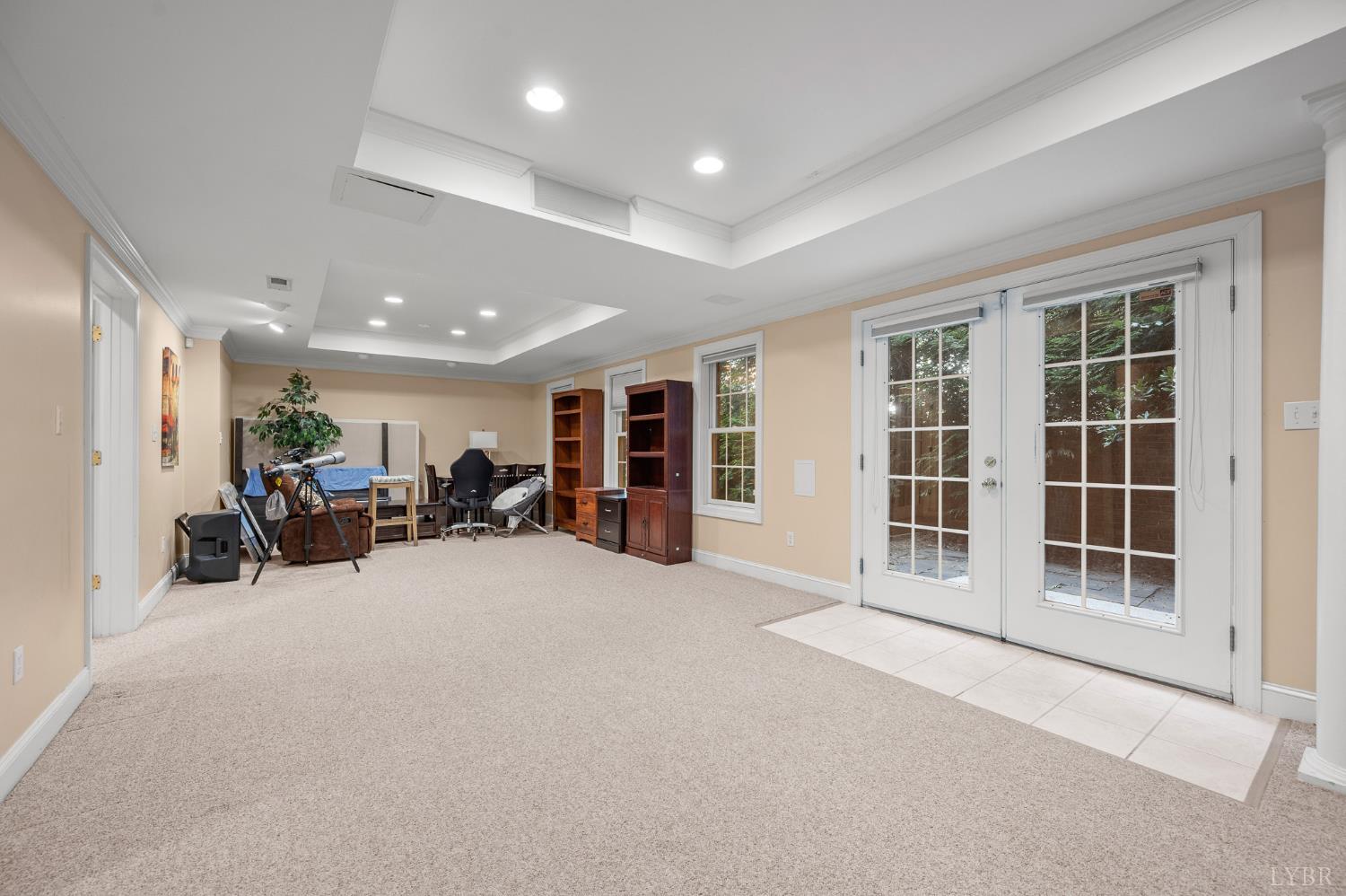 1227 Jefferson Dr W