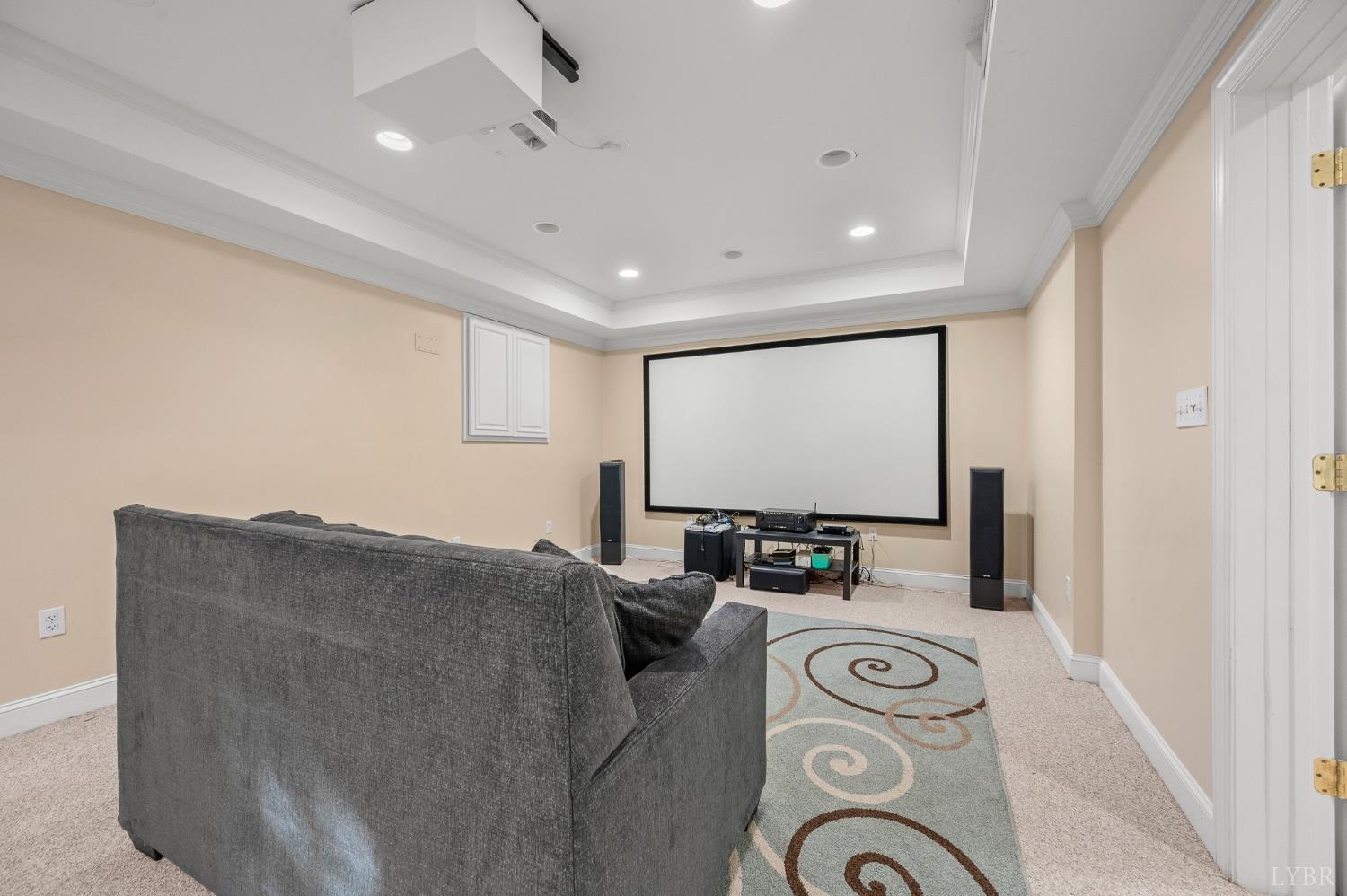 1227 Jefferson Dr W