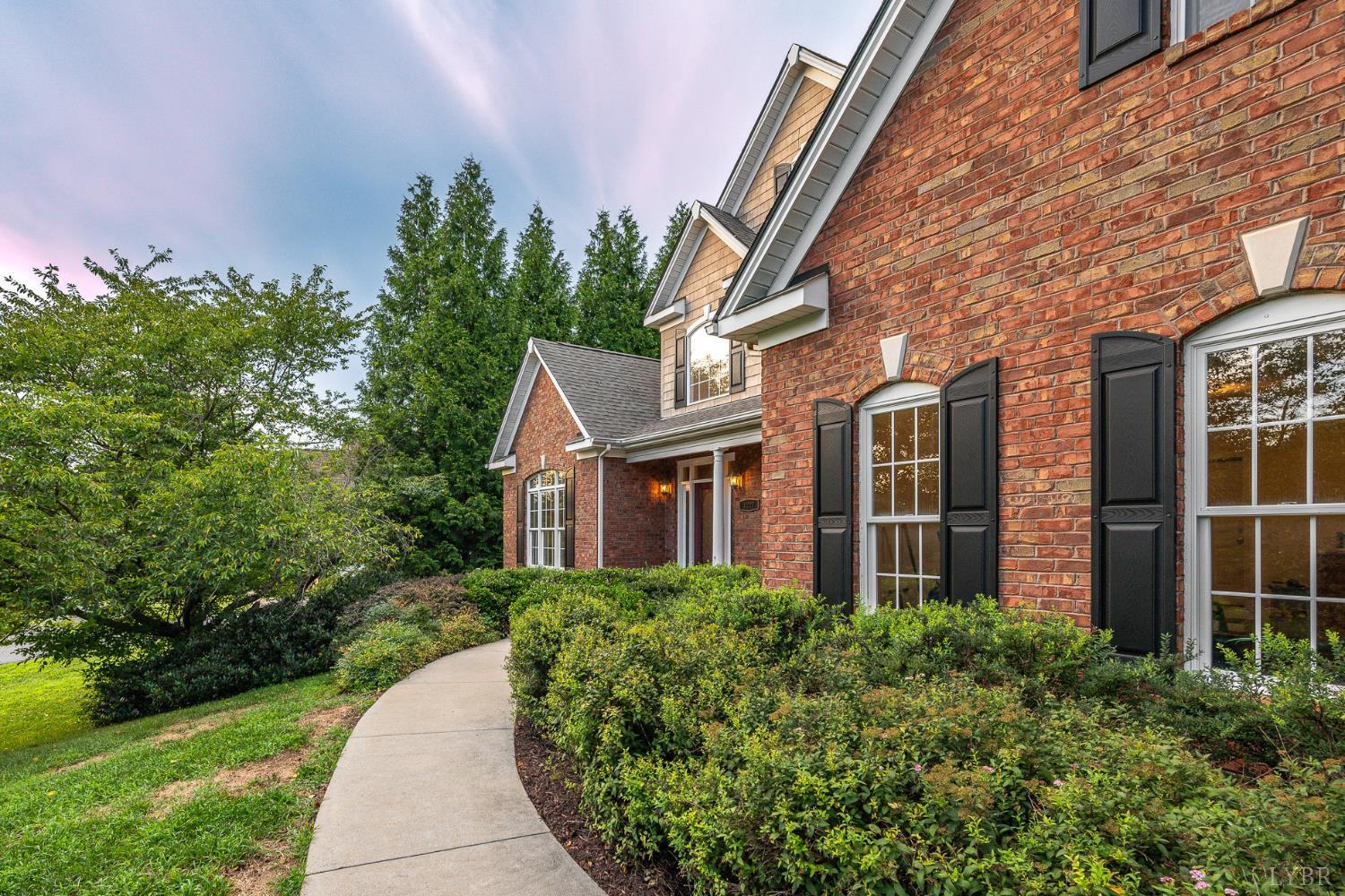 1227 Jefferson Dr W