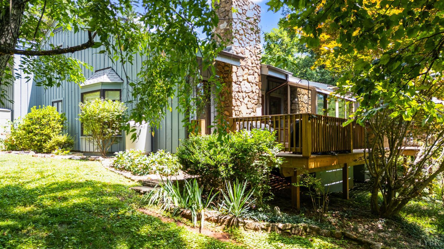 210 Huntingwood Boulevard