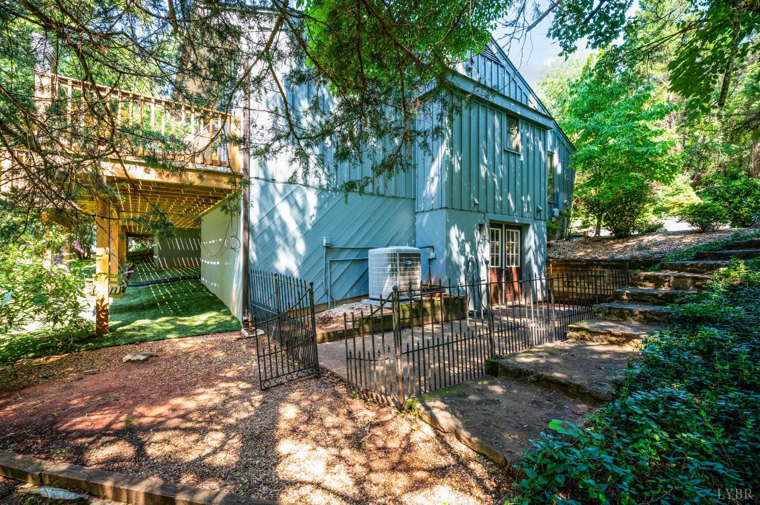 210 Huntingwood Boulevard