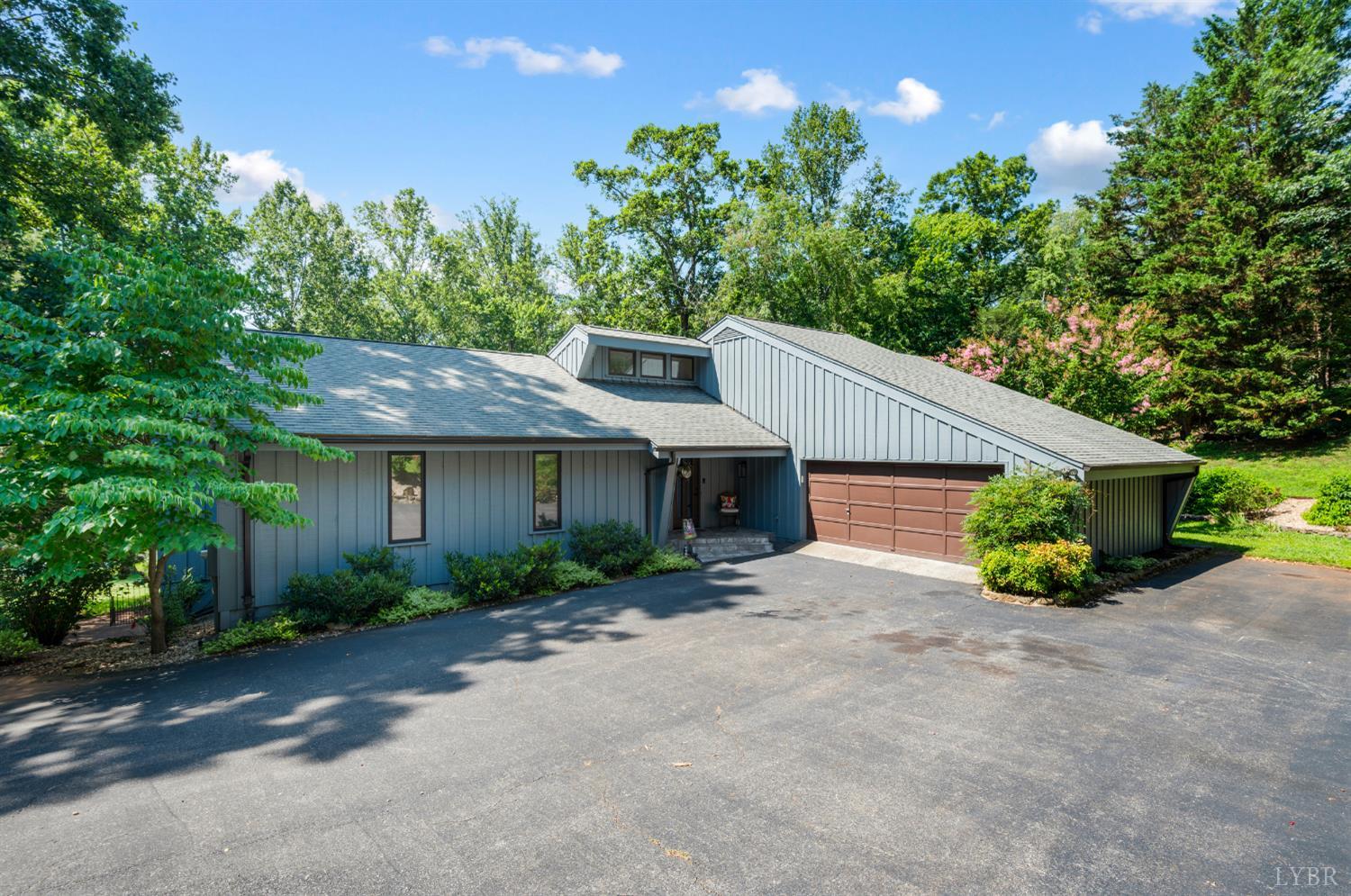 210 Huntingwood Boulevard