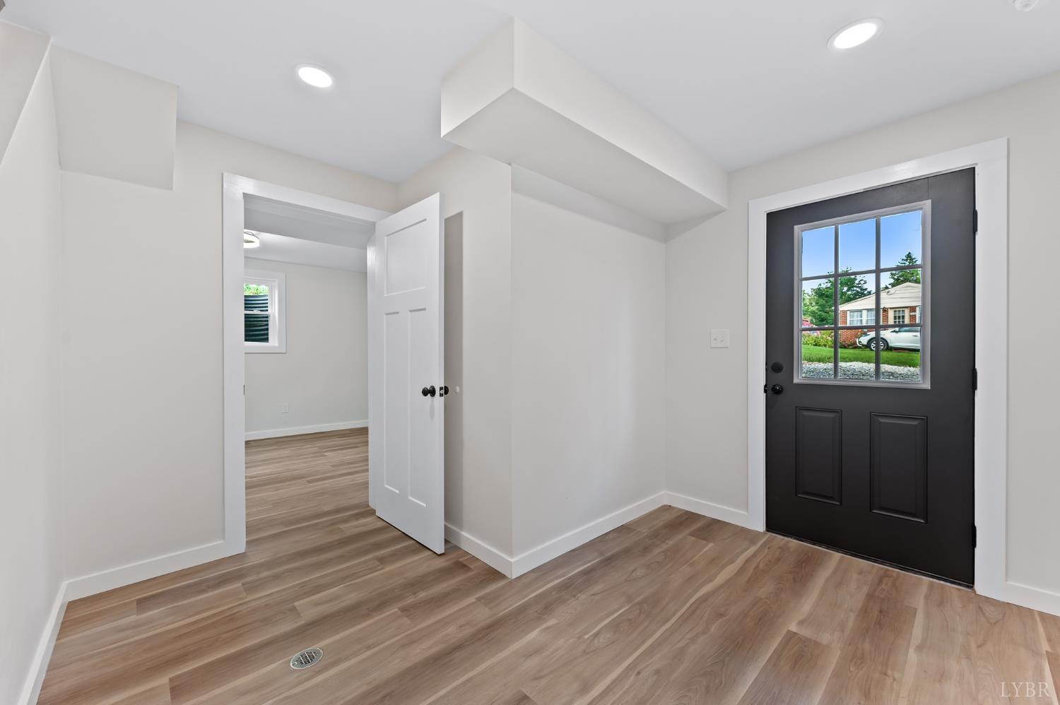519 E Monitor Road