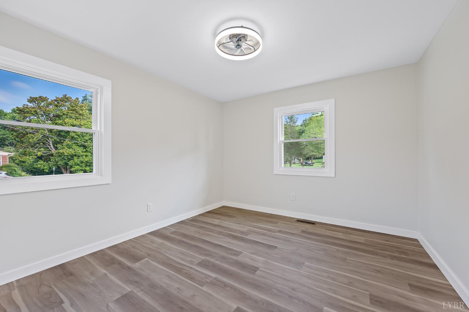 519 E Monitor Road