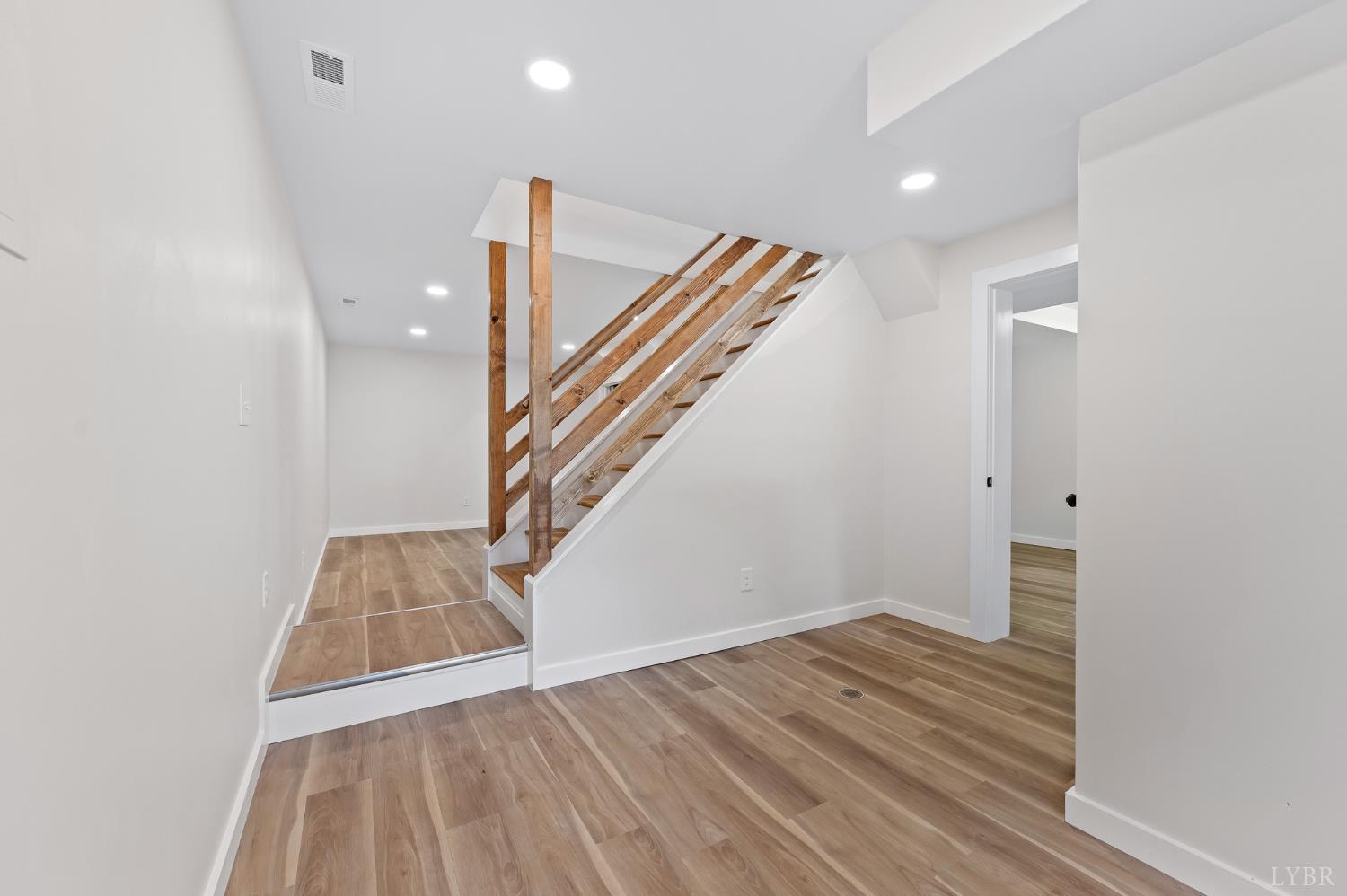 519 E Monitor Road