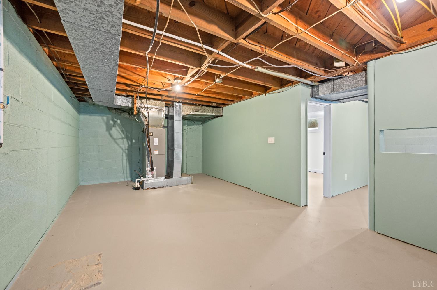 212 Roundelay Circle