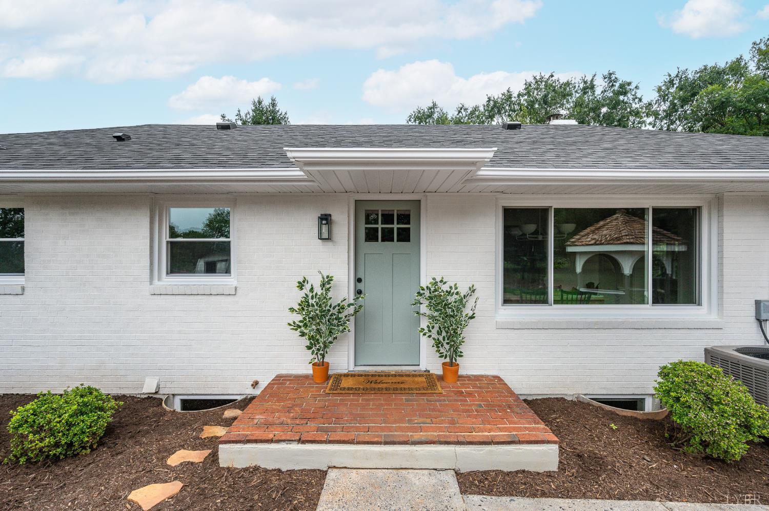 212 Roundelay Circle