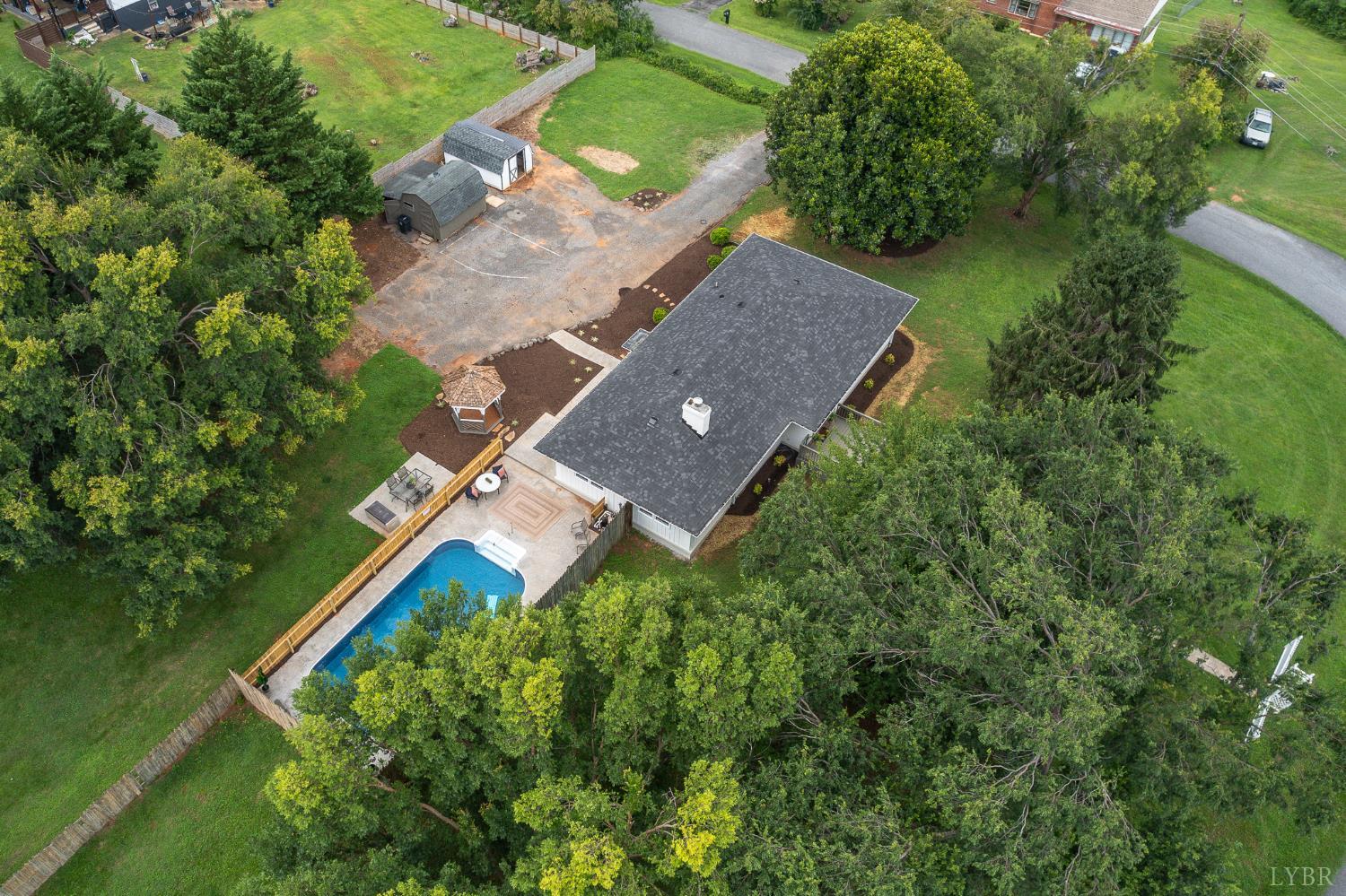 212 Roundelay Circle