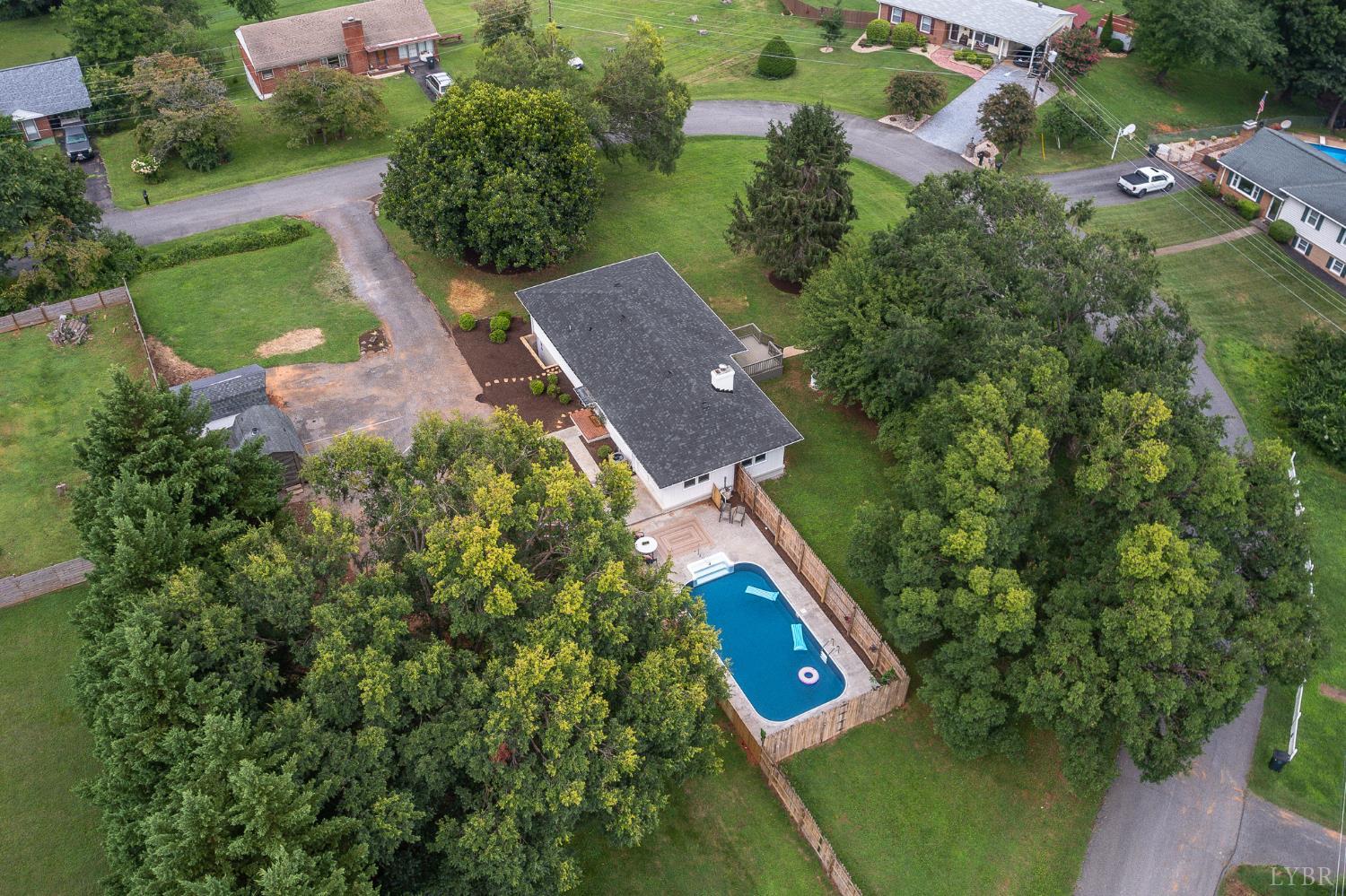 212 Roundelay Circle