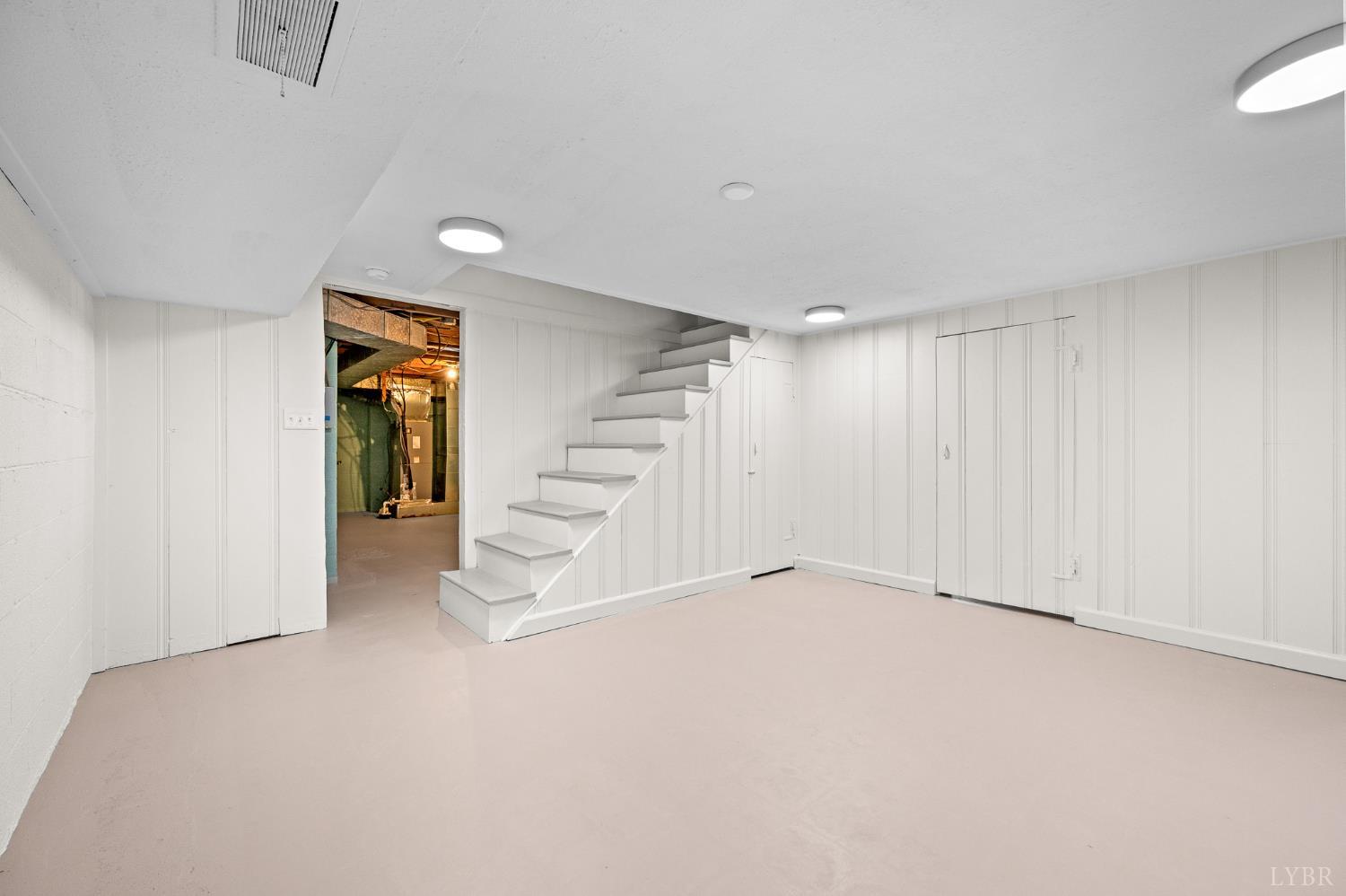 212 Roundelay Circle