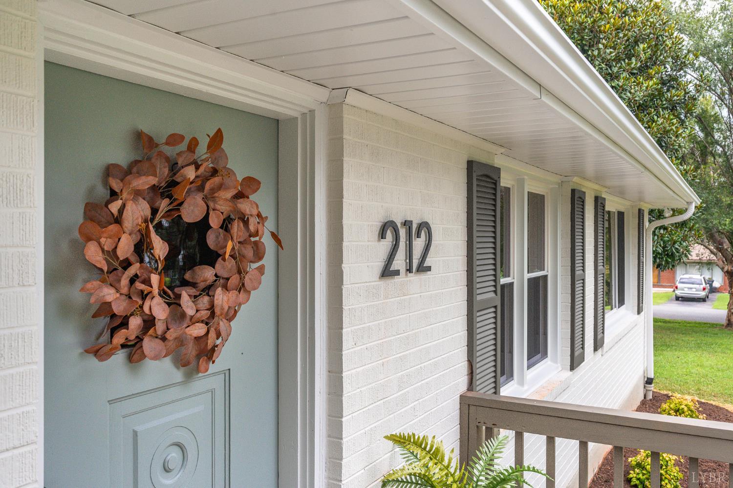 212 Roundelay Circle