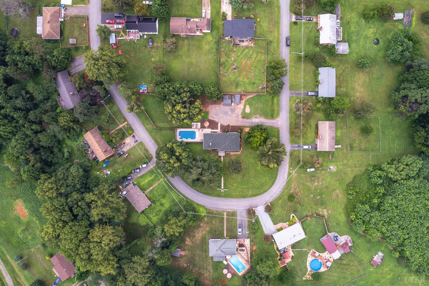 212 Roundelay Circle