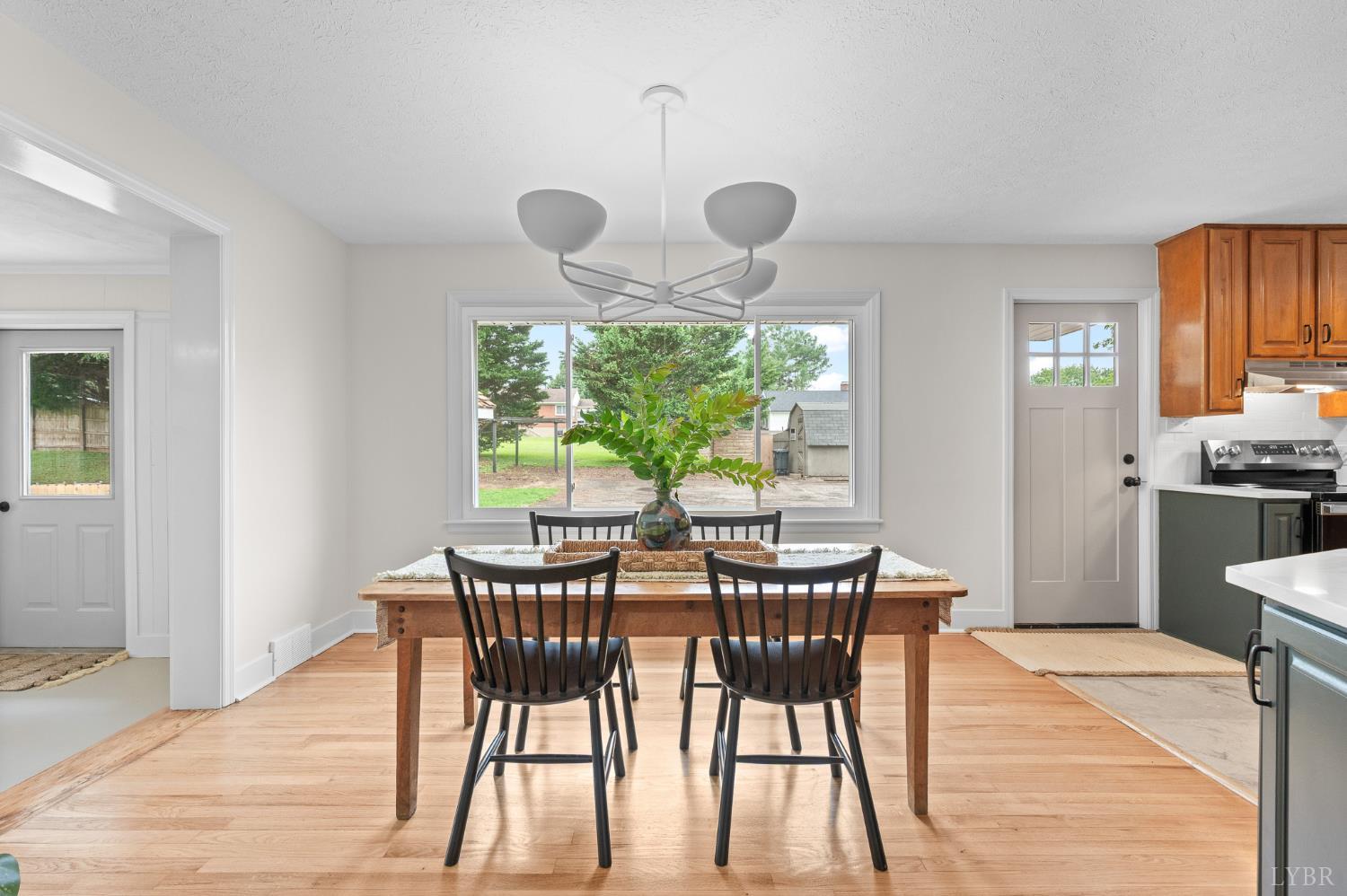 212 Roundelay Circle