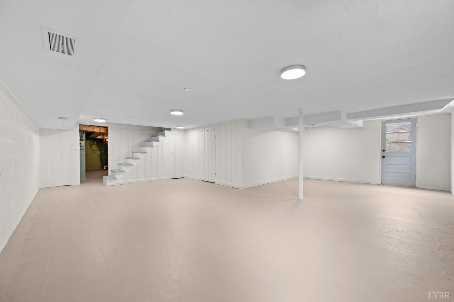 212 Roundelay Circle