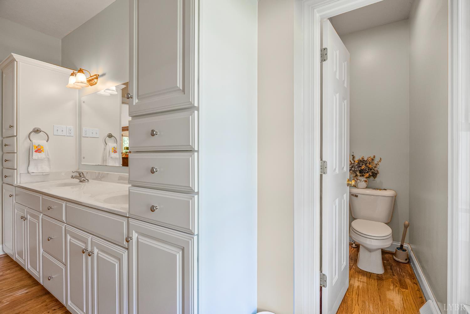 1004 Wildbriar Place