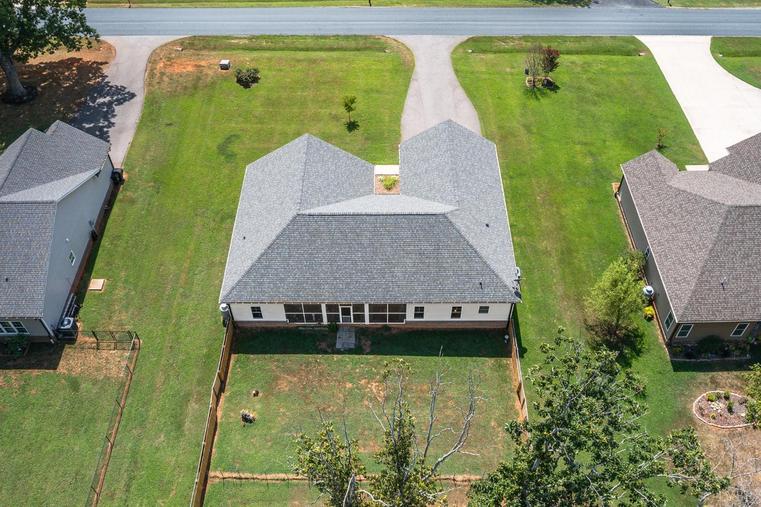 1240 Gladden Circle