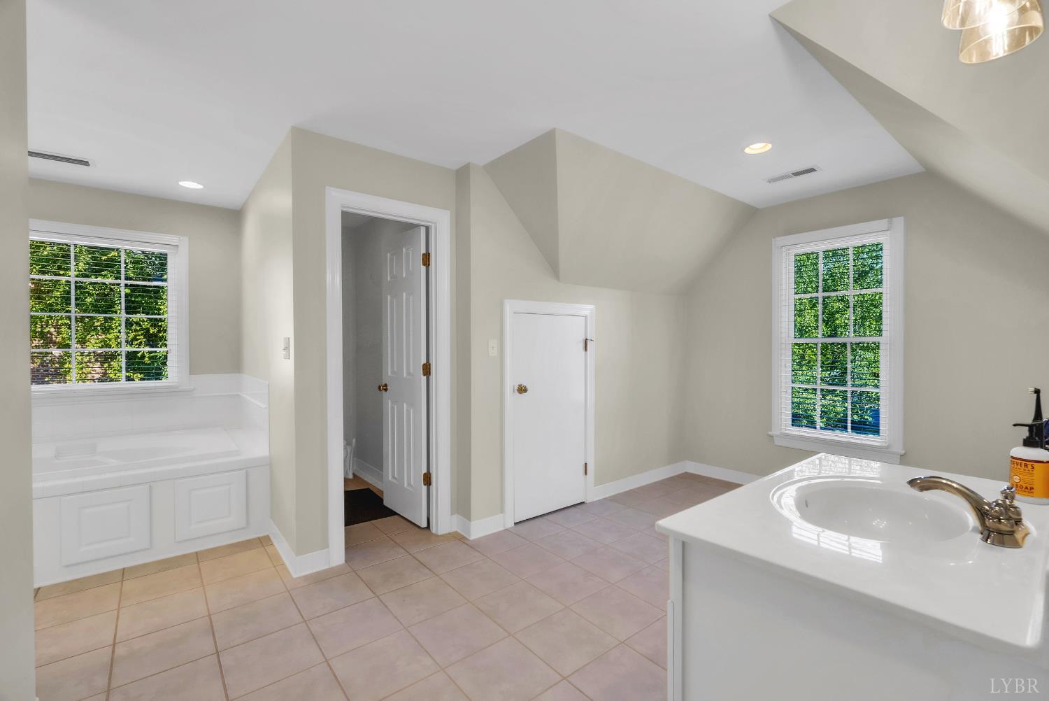 134 Beacon Hill Place