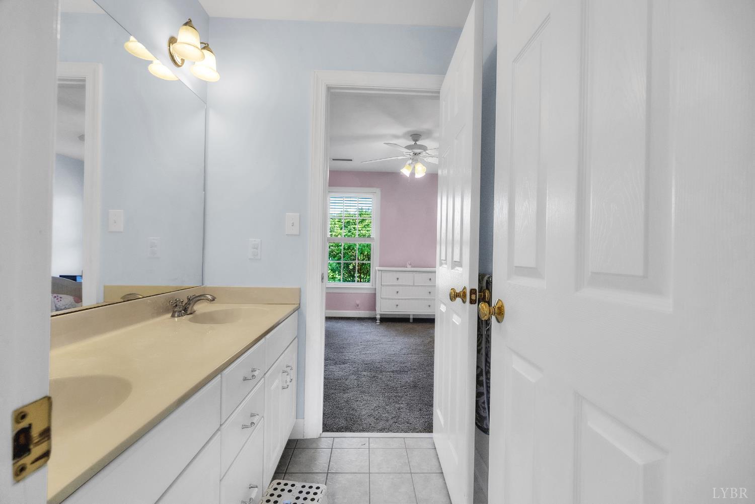 134 Beacon Hill Place