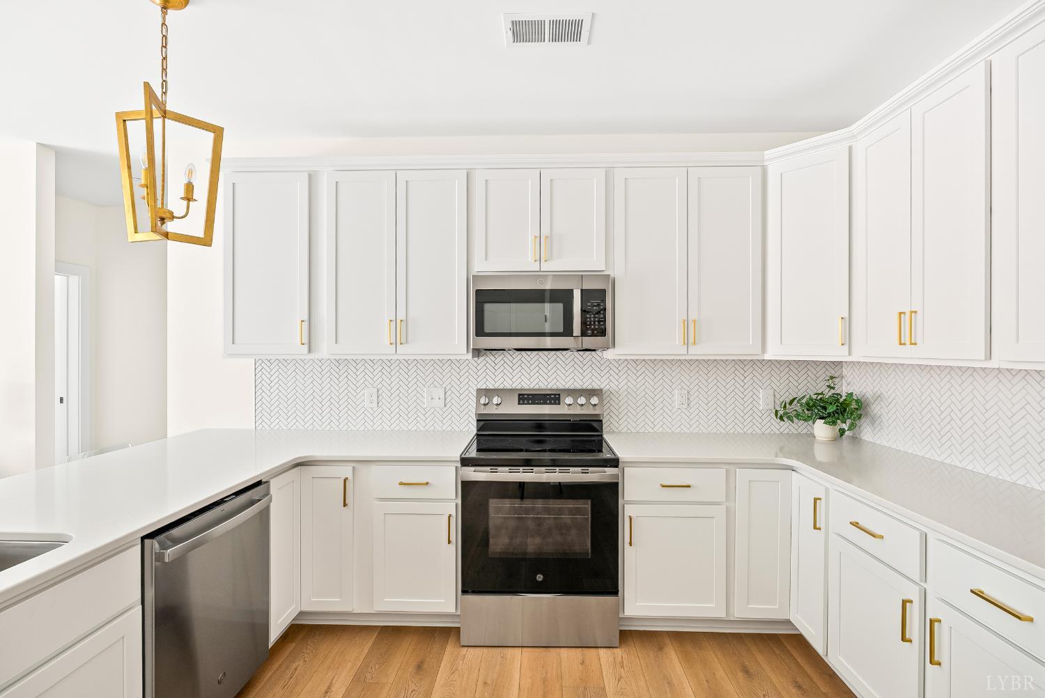 419 Rotunda Street 3007