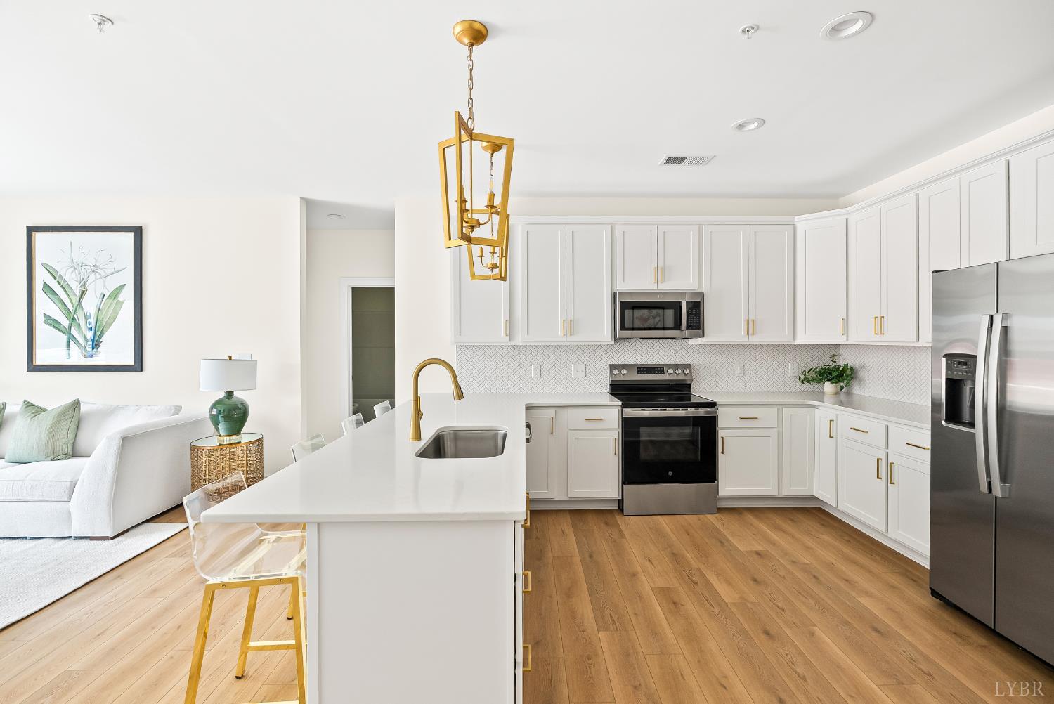 419 Rotunda Street 3007