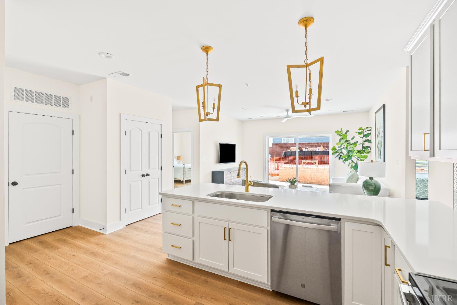 419 Rotunda Street 3007