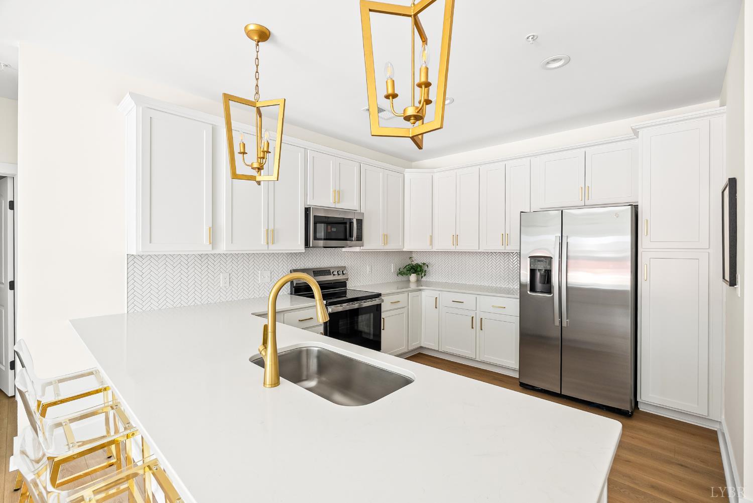 419 Rotunda Street 3007