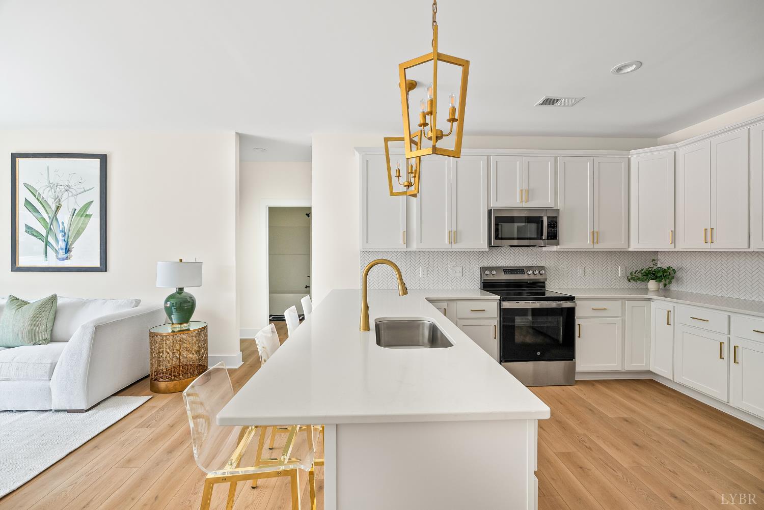 419 Rotunda Street 3007