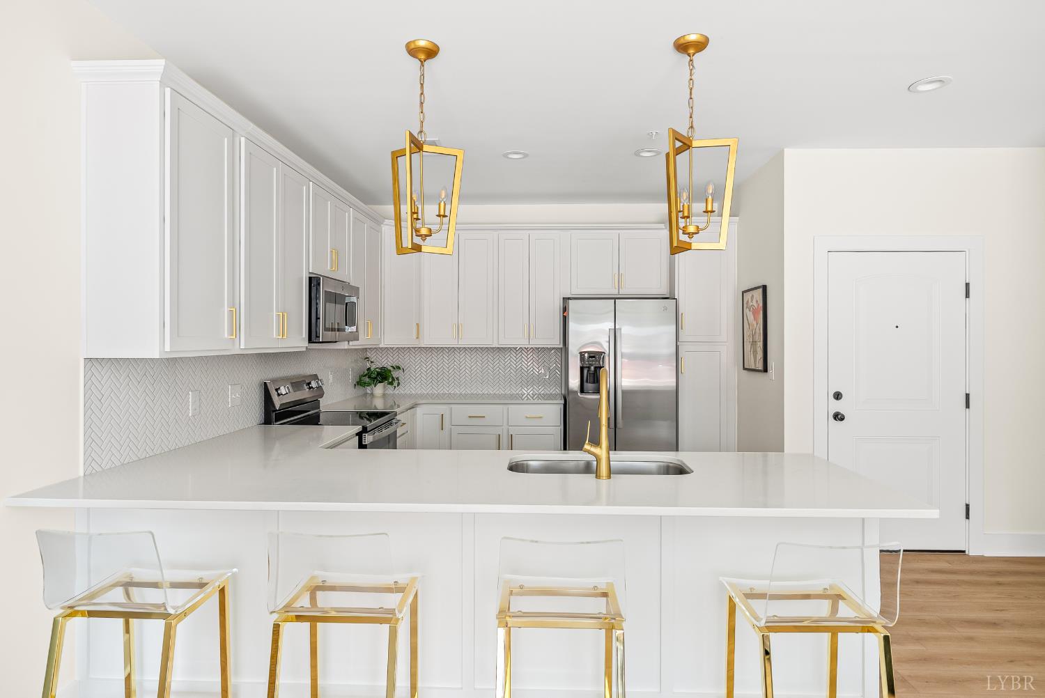 419 Rotunda Street 3007