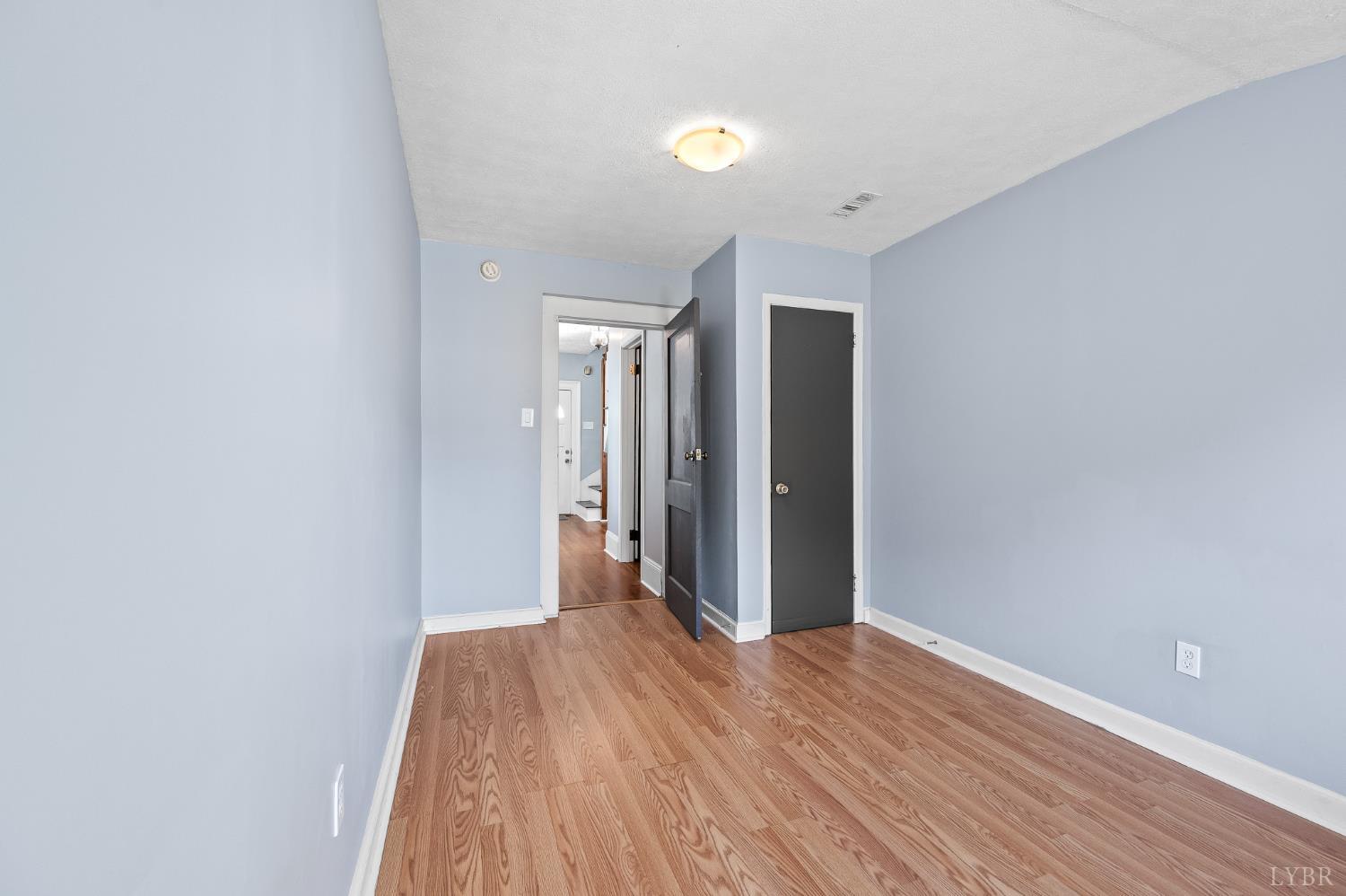 1206 10th Street