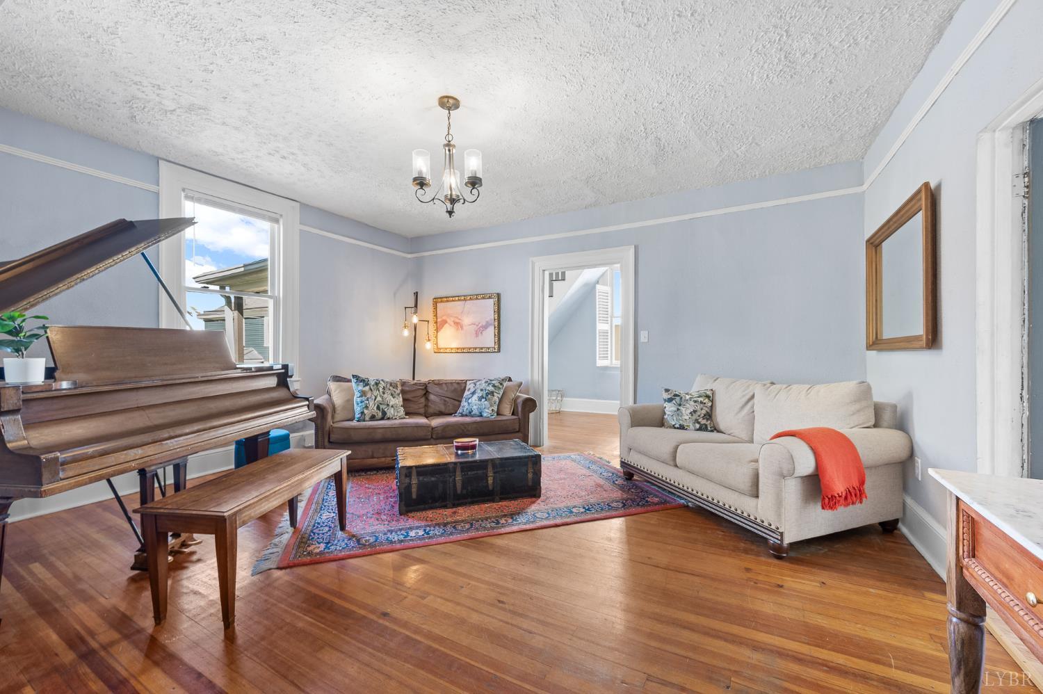 1206 10th Street