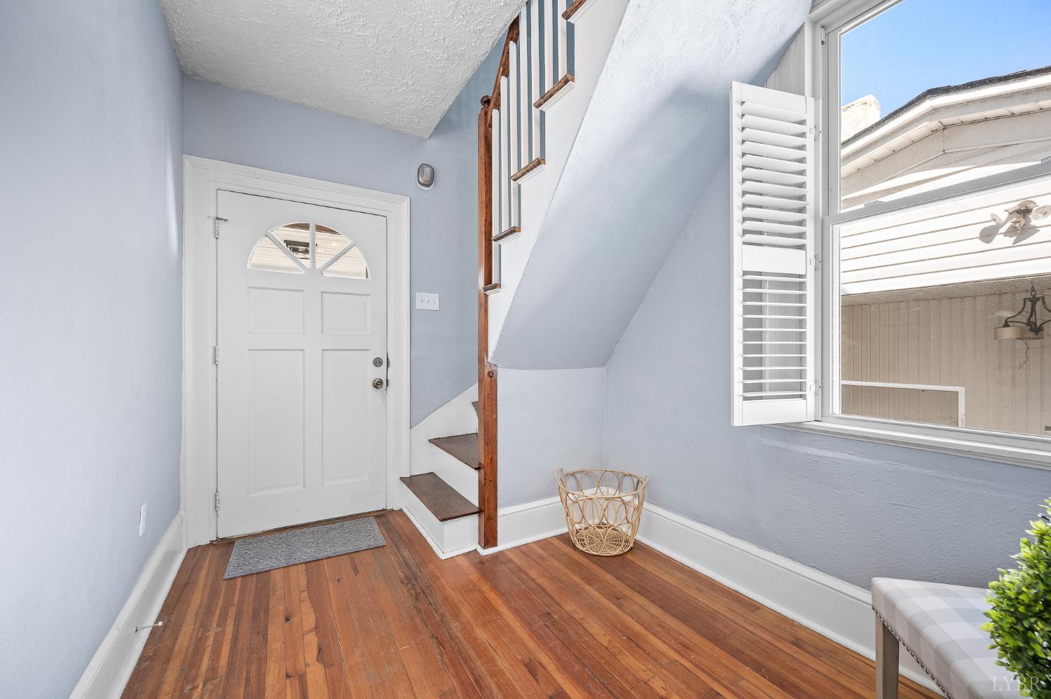 1206 10th Street