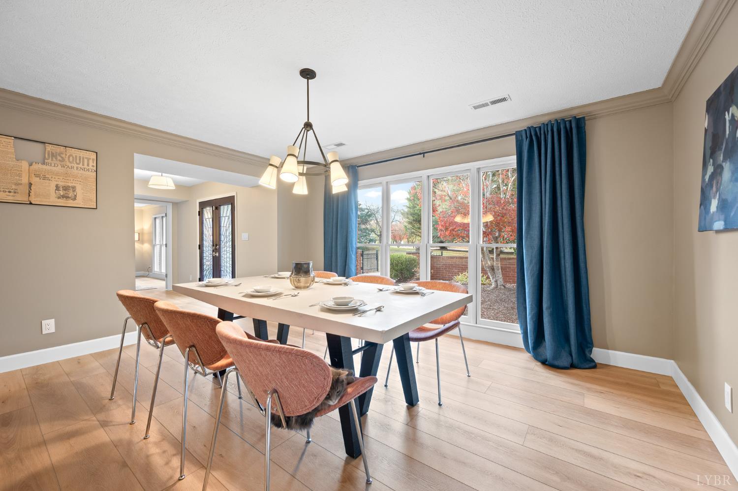 405 Meadowridge Drive