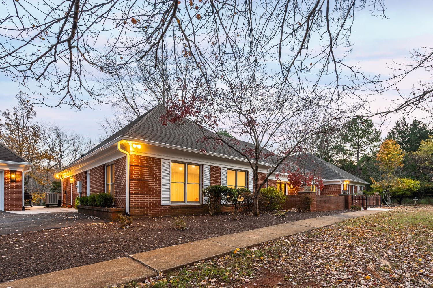 405 Meadowridge Drive