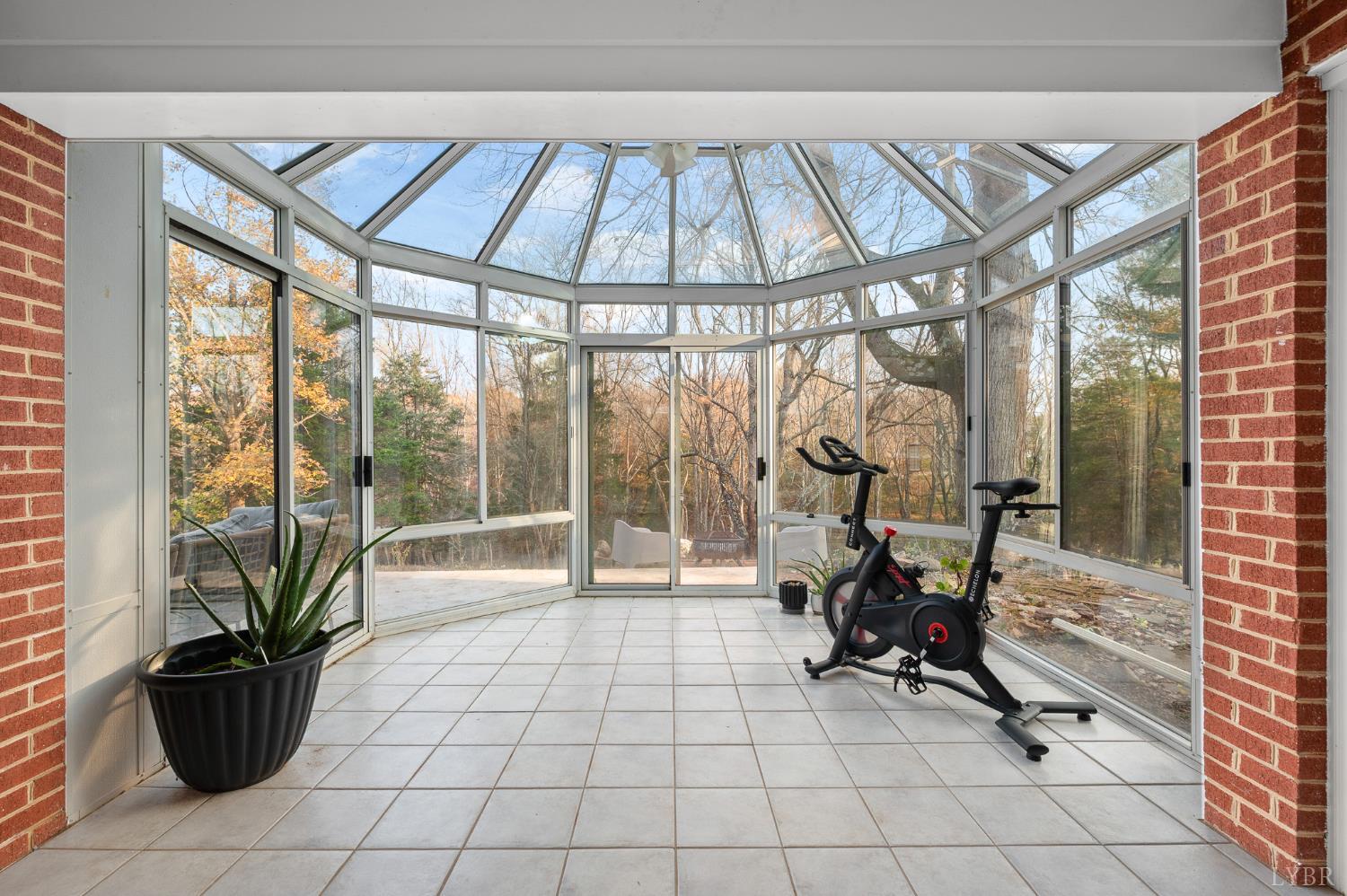 405 Meadowridge Drive