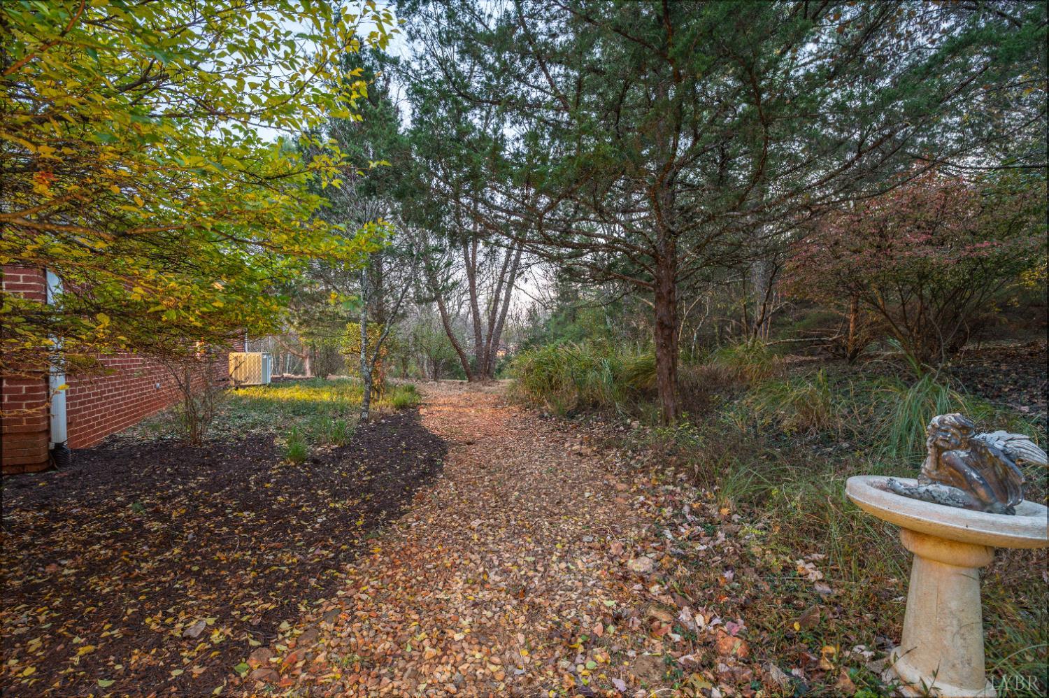 405 Meadowridge Drive