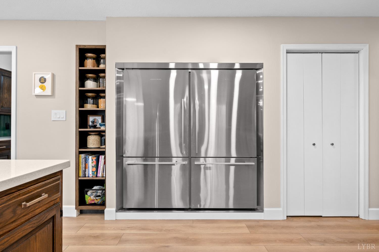 405 Meadowridge Drive