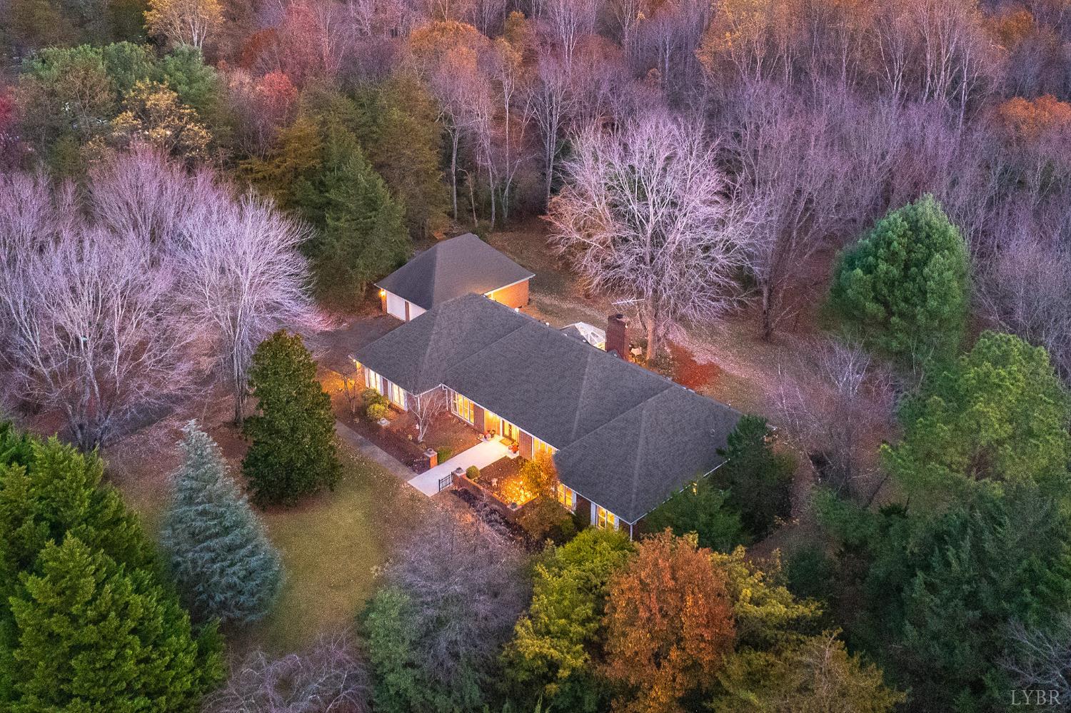 405 Meadowridge Drive