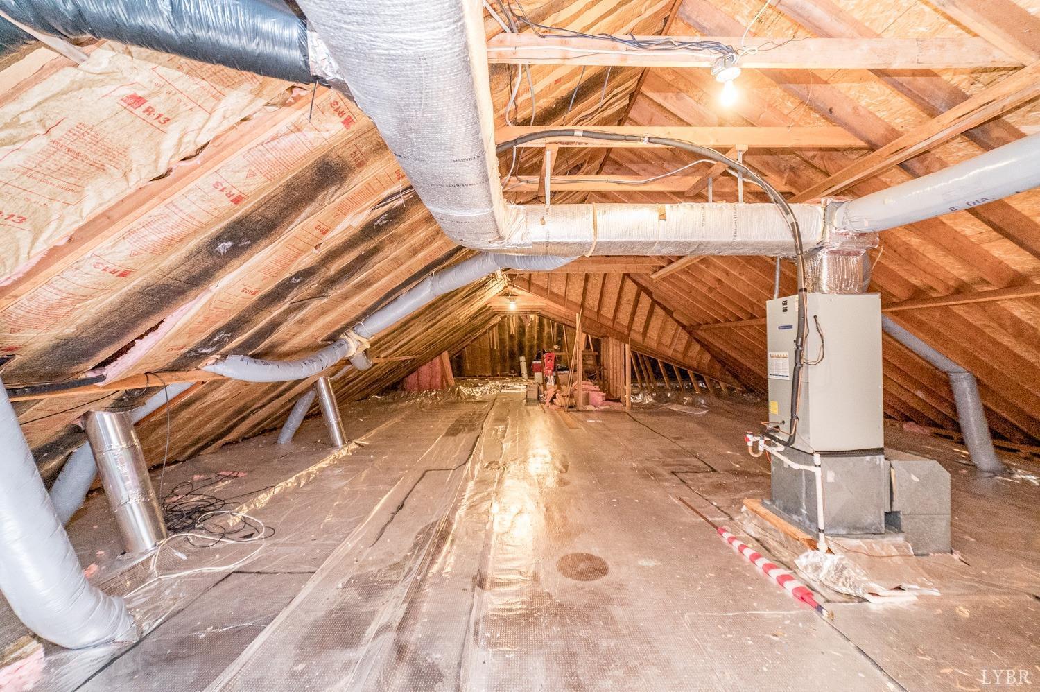 405 Meadowridge Drive