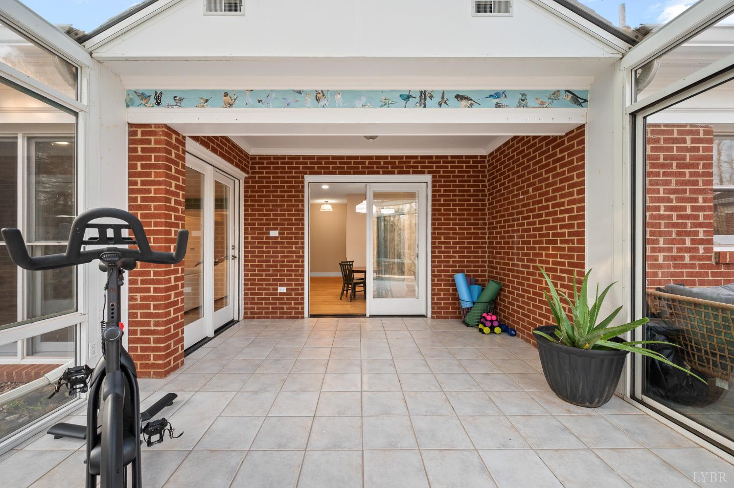 405 Meadowridge Drive