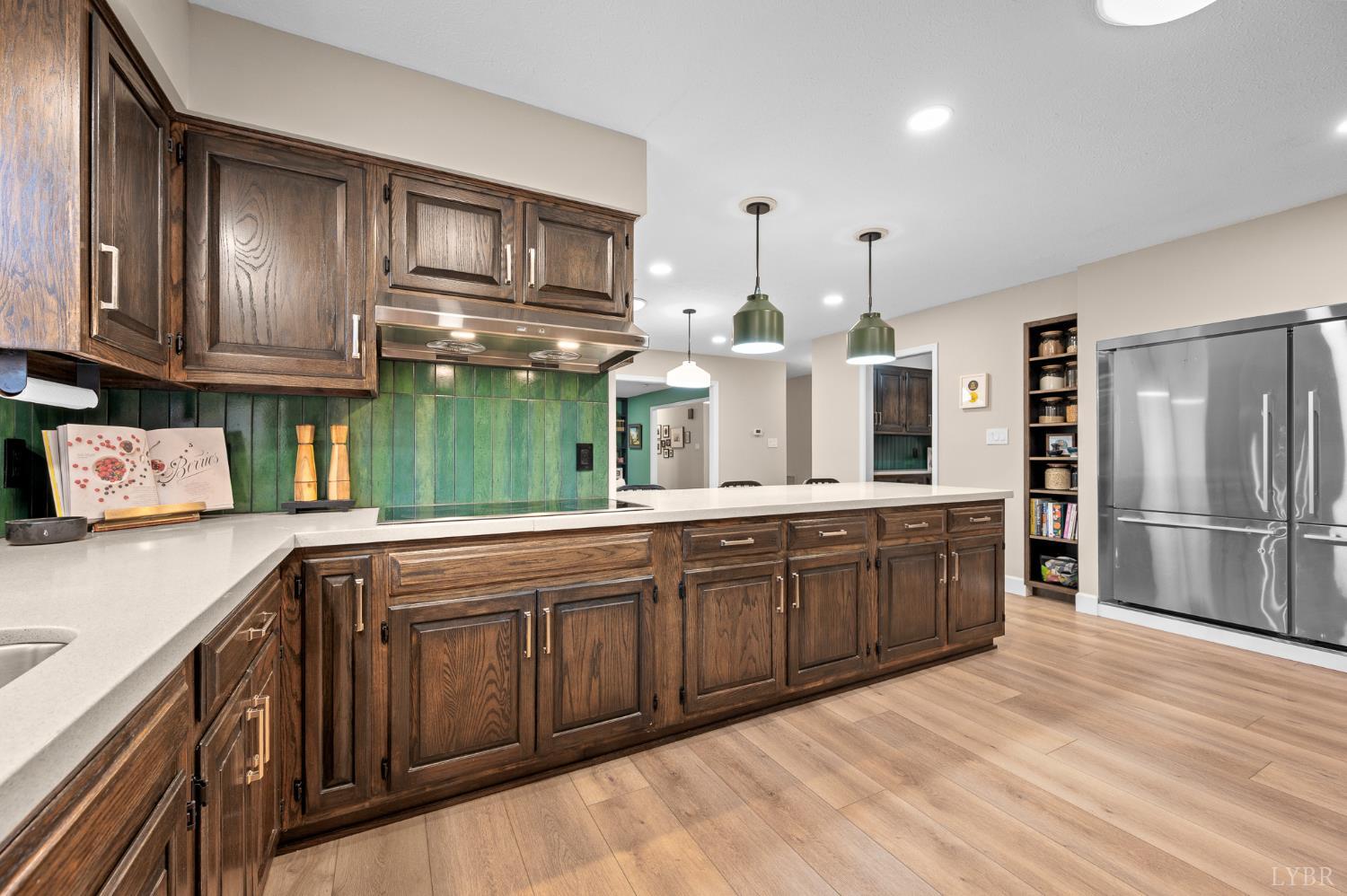 405 Meadowridge Drive