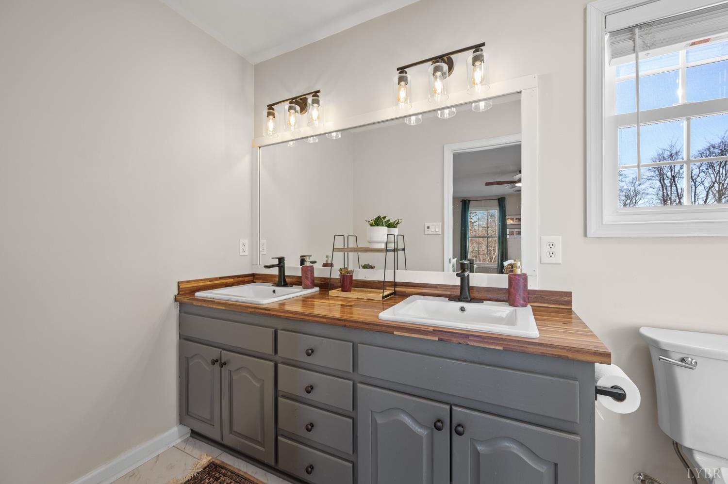 2389 New Chapel Road