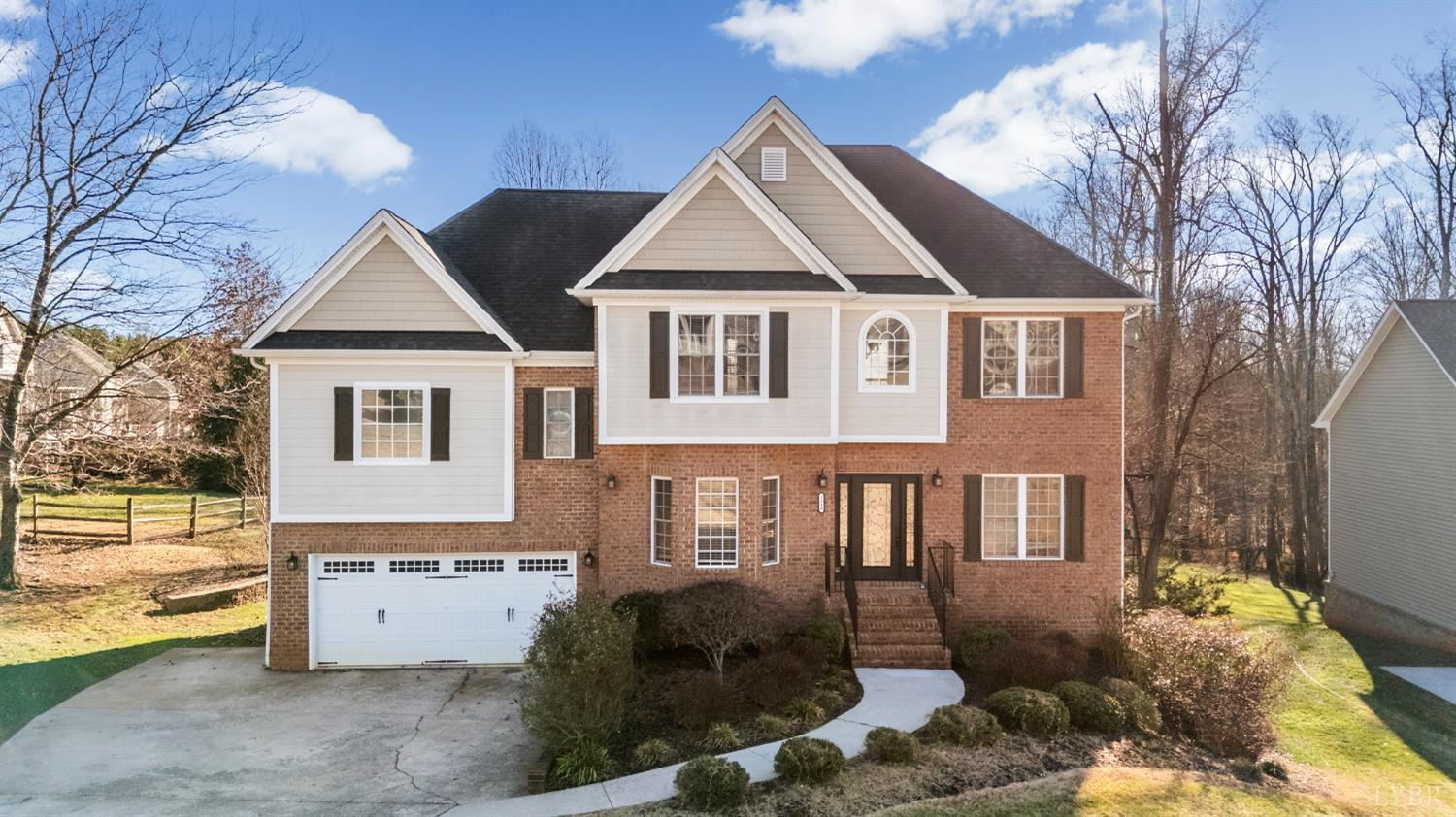 1040 Hooper Woods Drive