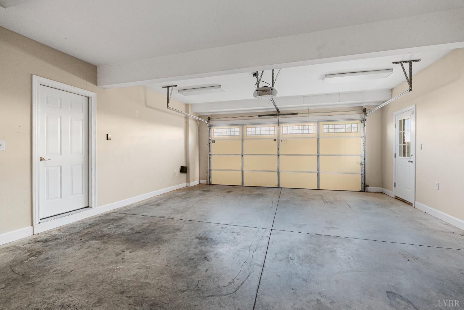 1040 Hooper Woods Drive