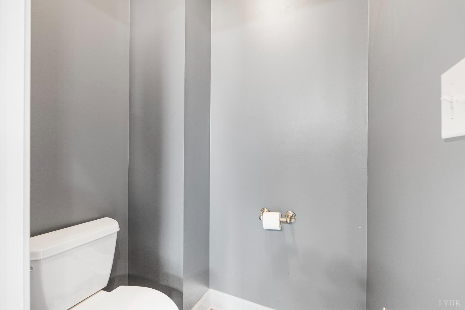 1040 Hooper Woods Drive